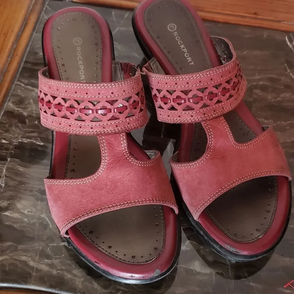 Rockport mauve sandles